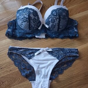 Elegant Lace Bra and Panty Set